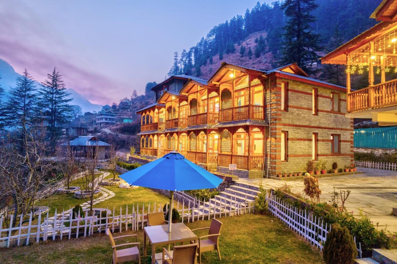 8Fold By Larisa, Jibhi Hotel Luaran gambar
