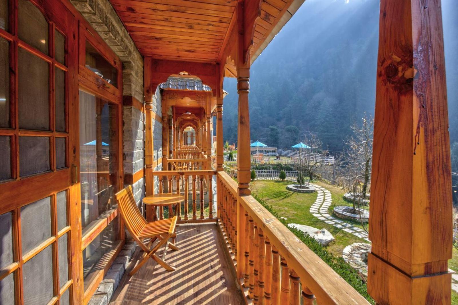 8Fold By Larisa, Jibhi Hotel Luaran gambar