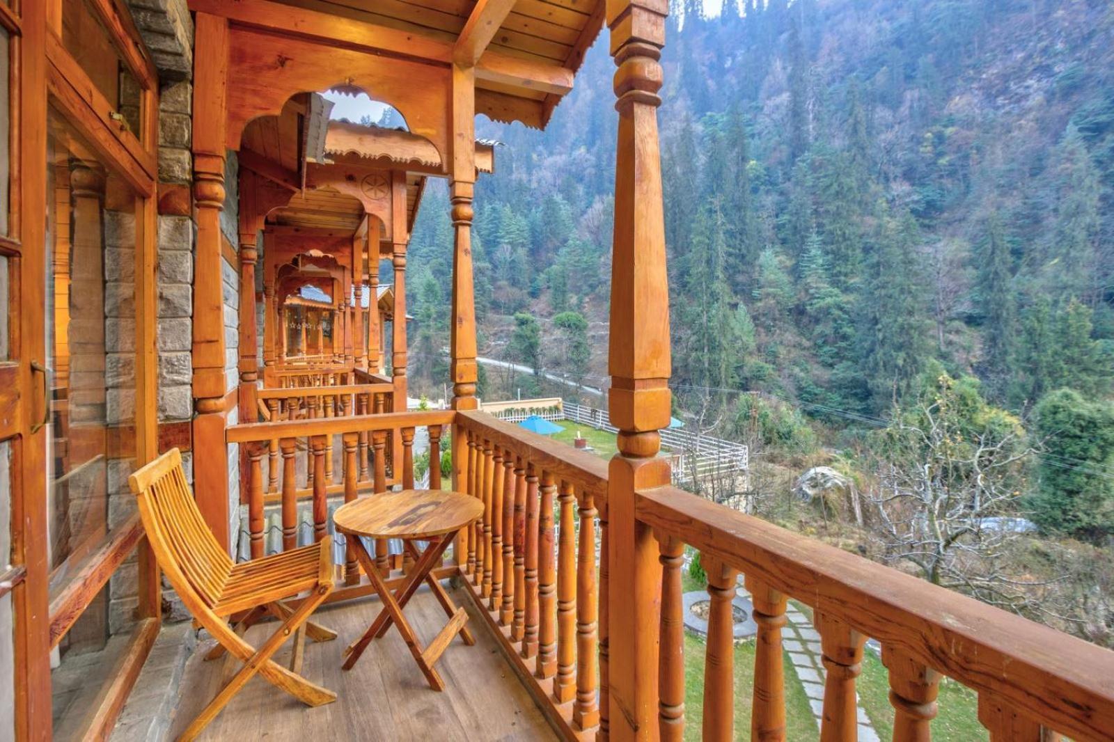 8Fold By Larisa, Jibhi Hotel Luaran gambar