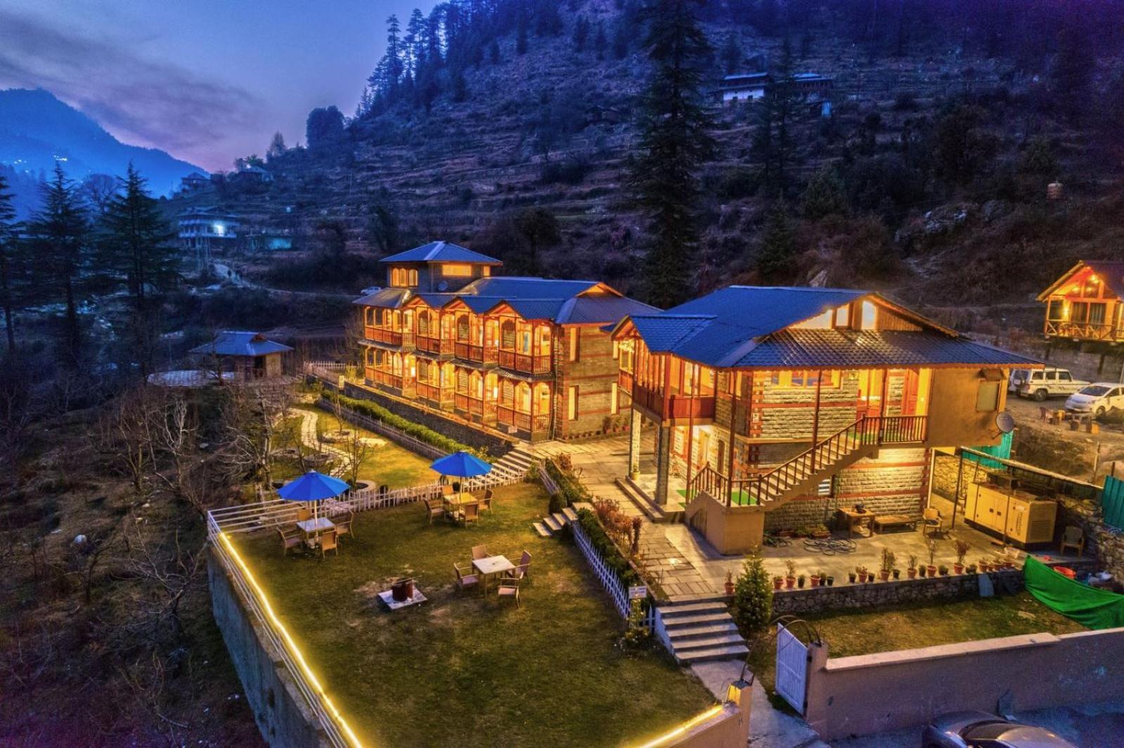 8Fold By Larisa, Jibhi Hotel Luaran gambar