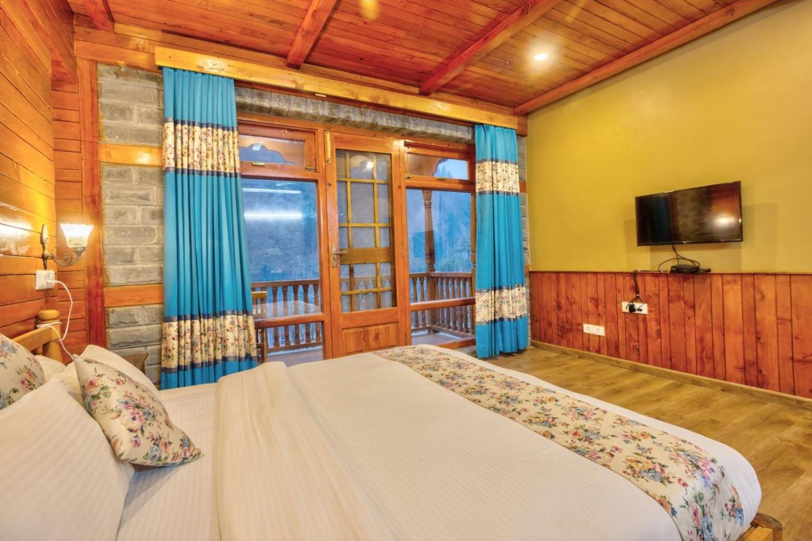 8Fold By Larisa, Jibhi Hotel Luaran gambar